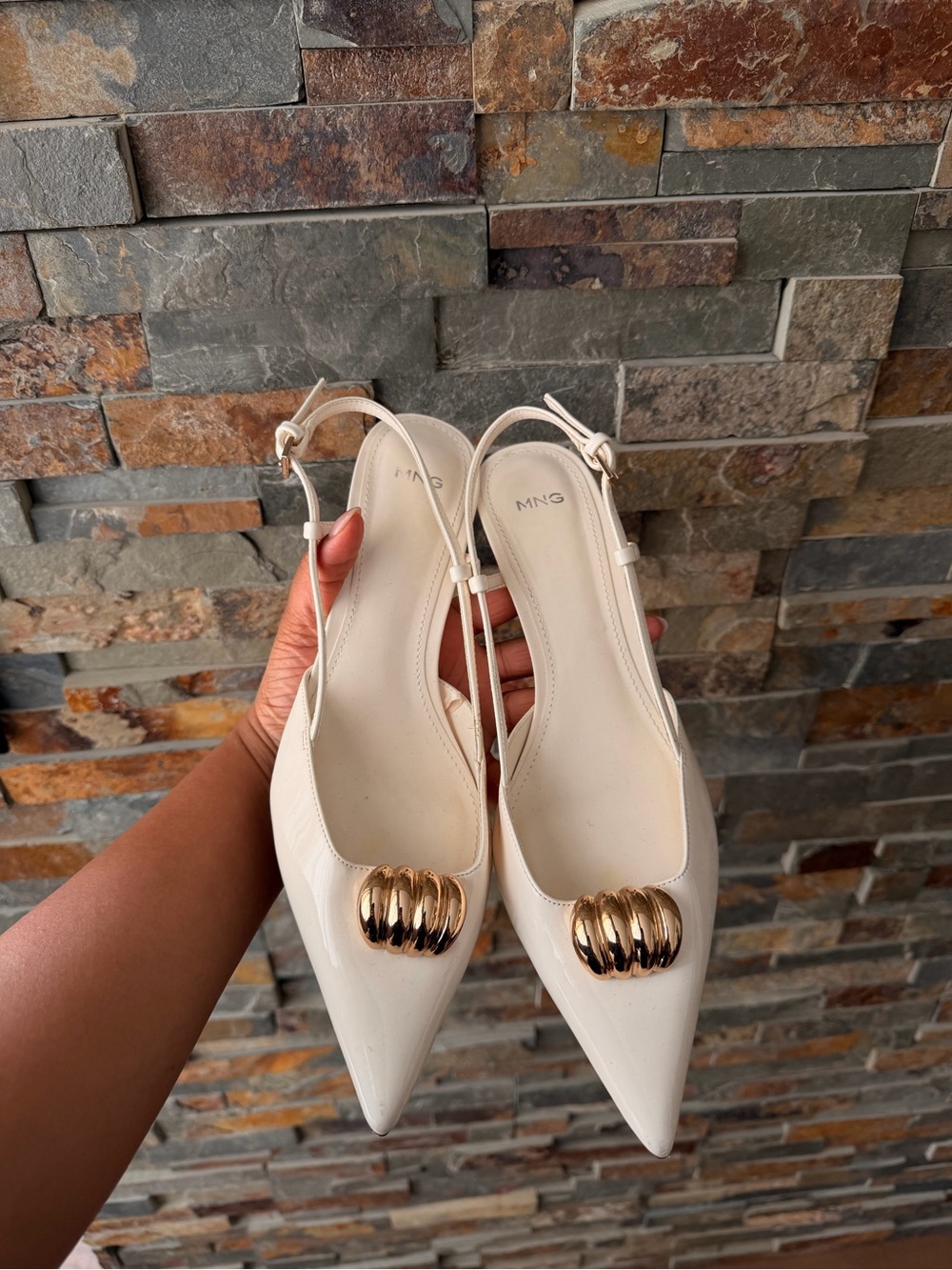 Mango Cream Pointed Slingback Heels with Gold Accent